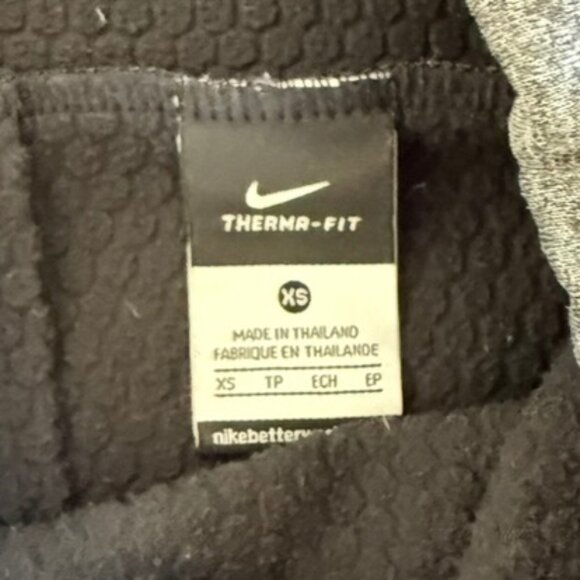Nike Therma-Fit Grey Vest XS Women’s Pullover Athletic Layer - Picture 4 of 5